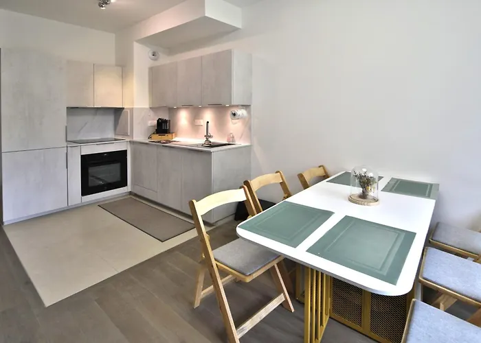 La Maison D'iris - Proche Golf Et Rer A 펜션 *